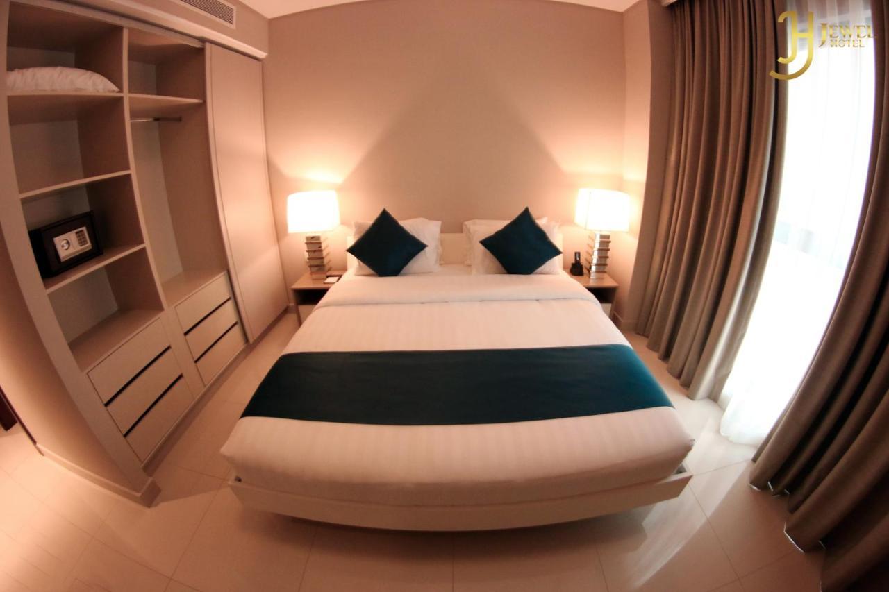 Sunday Luxury Downtown Adliya Formerly Jewel Hotel Manama Exteriör bild