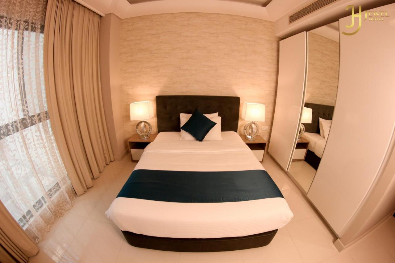 Sunday Luxury Downtown Adliya Formerly Jewel Hotel Manama Exteriör bild