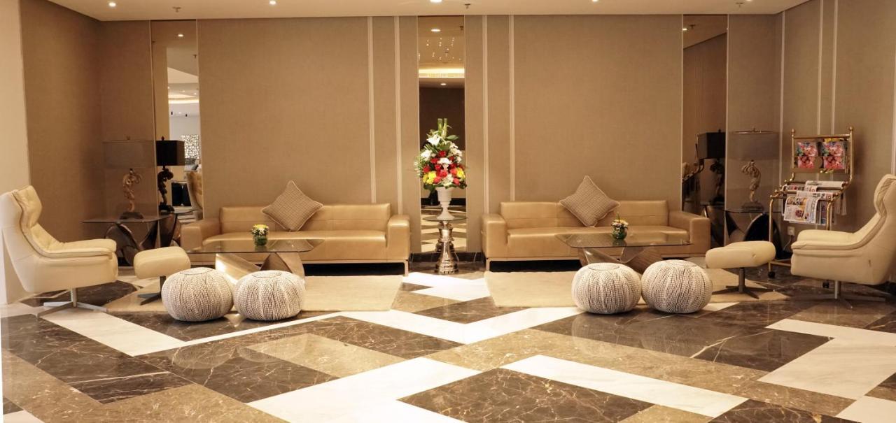 Sunday Luxury Downtown Adliya Formerly Jewel Hotel Manama Exteriör bild